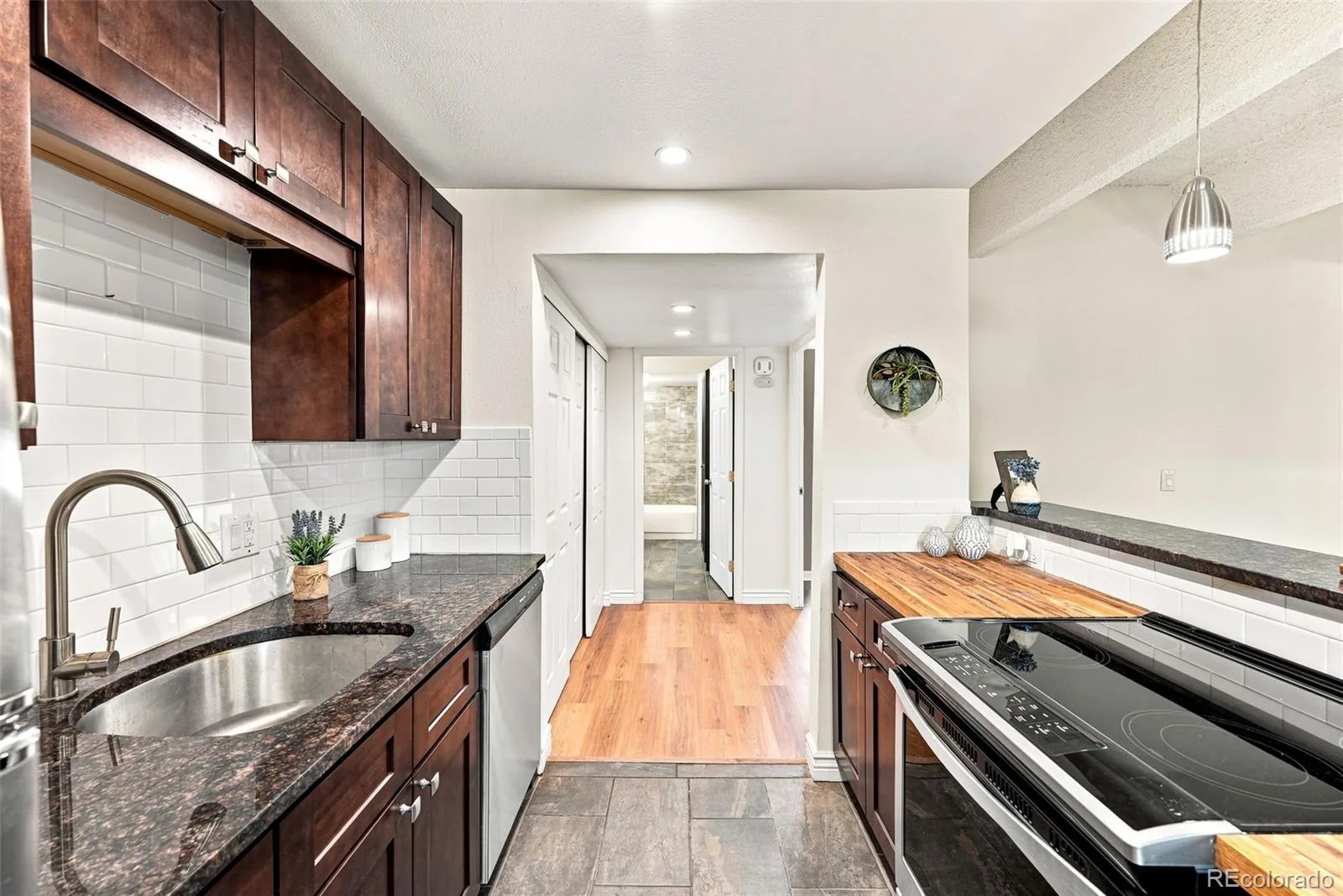 384 S Ironton Street #111 Aurora CO 80012 | MLS #REC1872928 08212026162700 1600 16