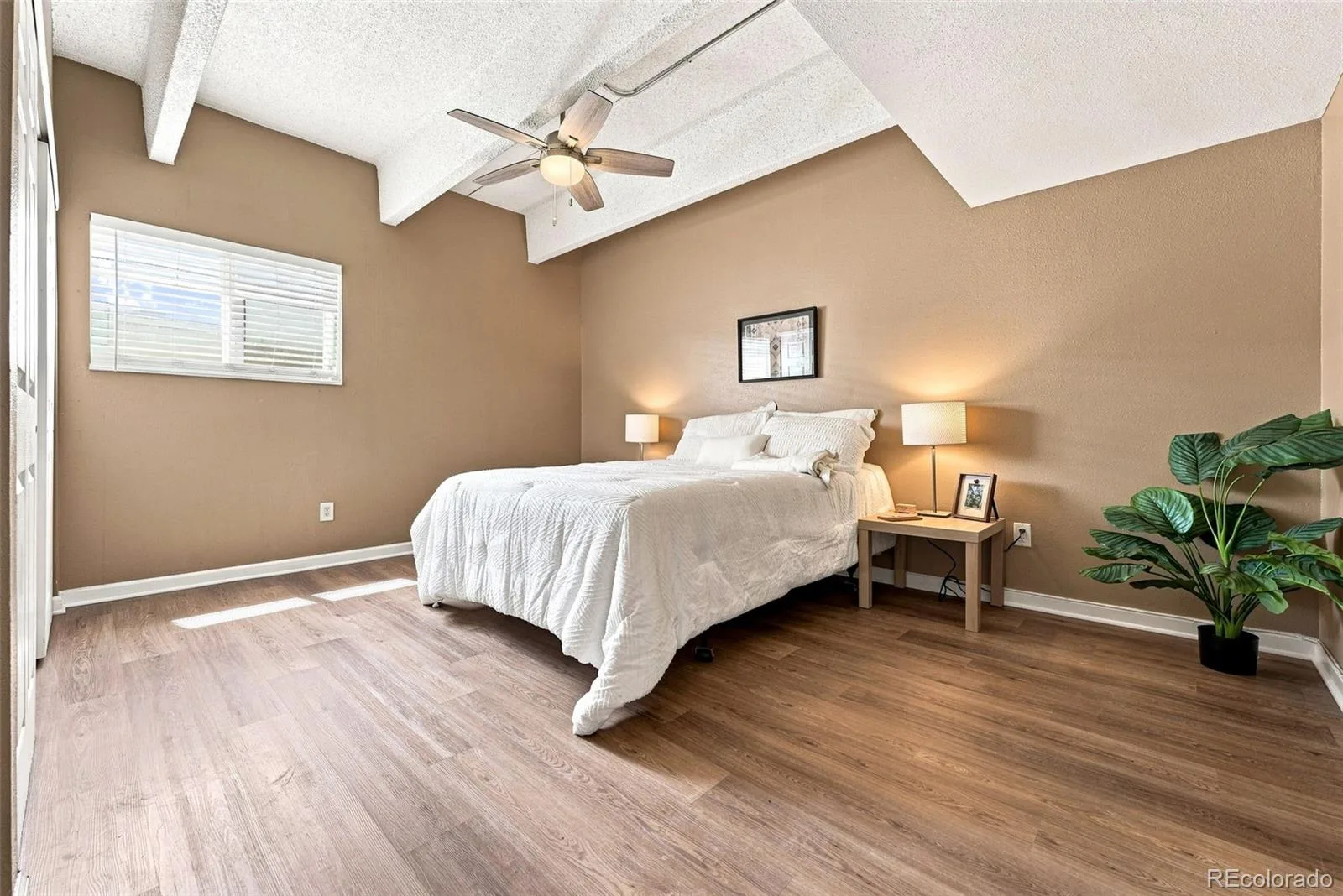 384 S Ironton Street #111 Aurora CO 80012 | MLS #REC1872928 08212026162700 1600 21