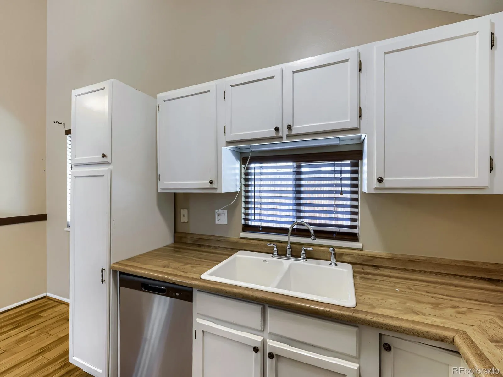 11846 E Cornell Circle Aurora CO 80014 MLS #REC1874659 05132026204850 1600 10