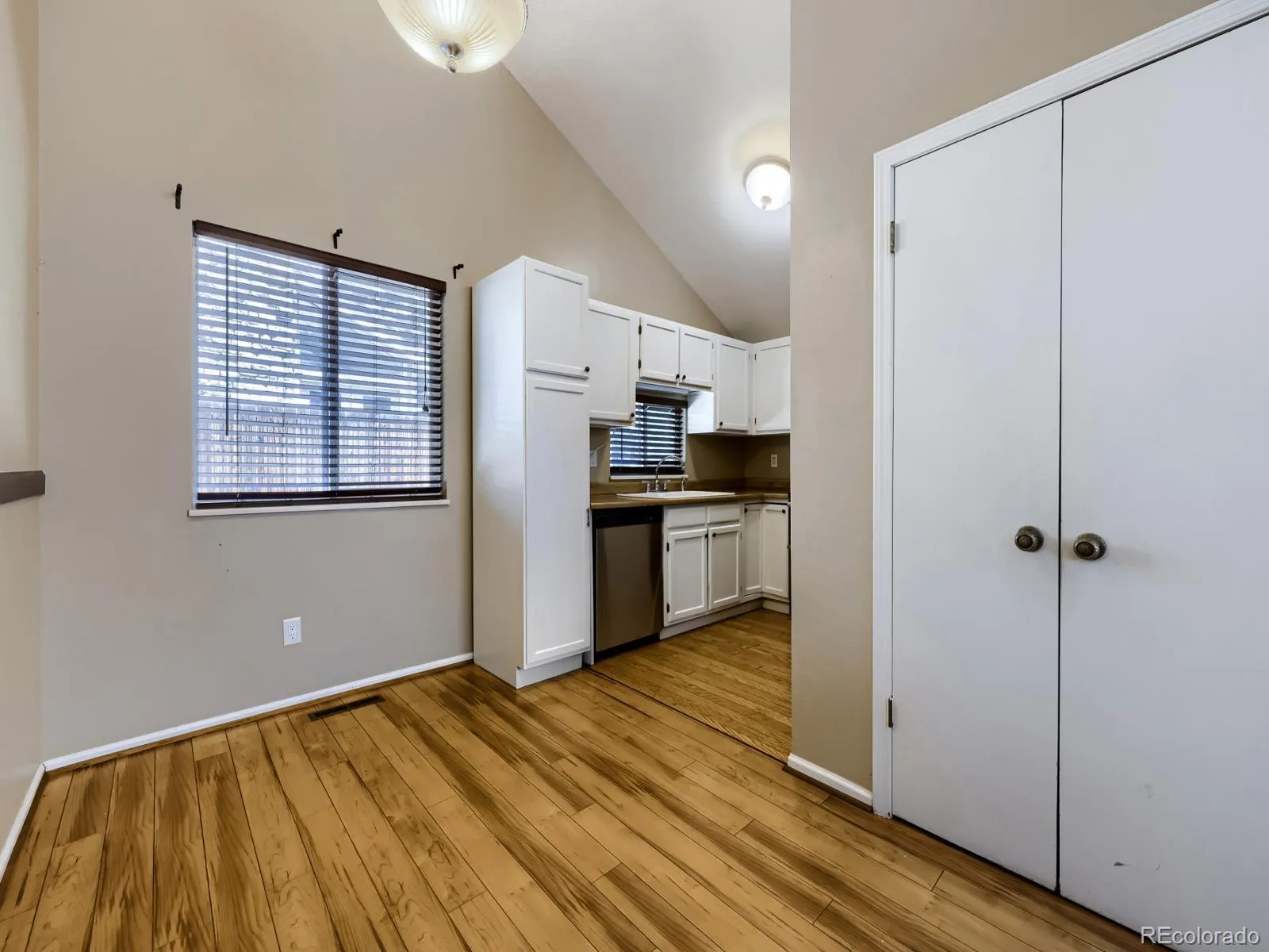 11846 E Cornell Circle Aurora CO 80014 MLS #REC1874659 05132026204850 1600 9
