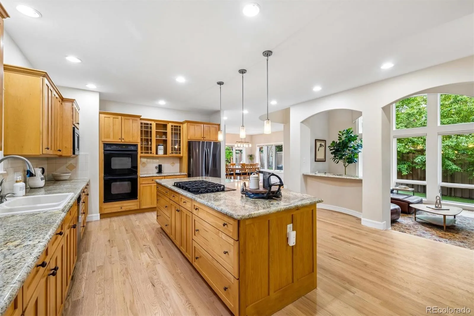 1108 S Steele Street Denver CO 80210 MLS #REC1878047 05072026234910 1600 7