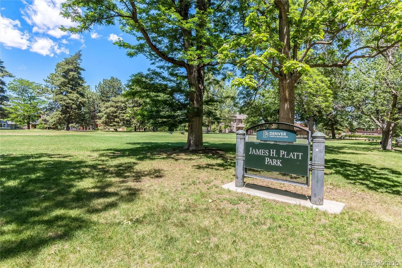 1550 S Logan Street Denver CO 80210 | MLS #REC1879566 08212026005132 1600 40