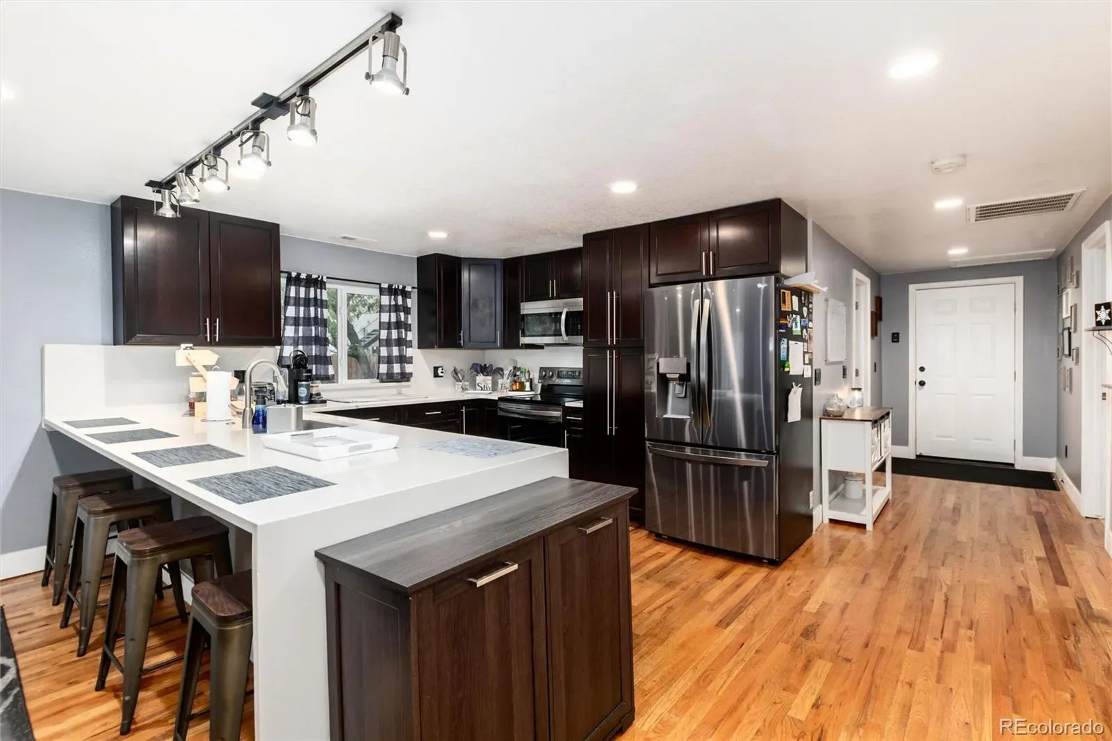 03232026215021 1600 10