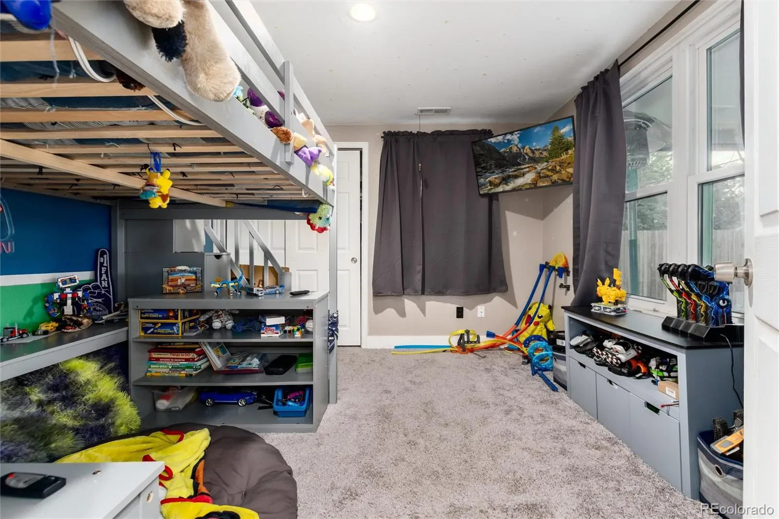 03232026215021 1600 18