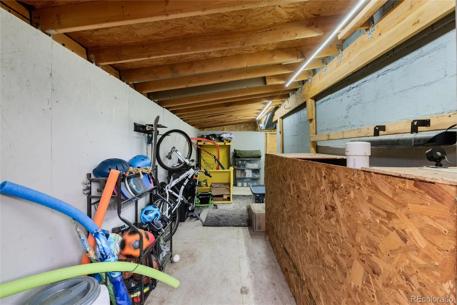 03232026215021 1600 19