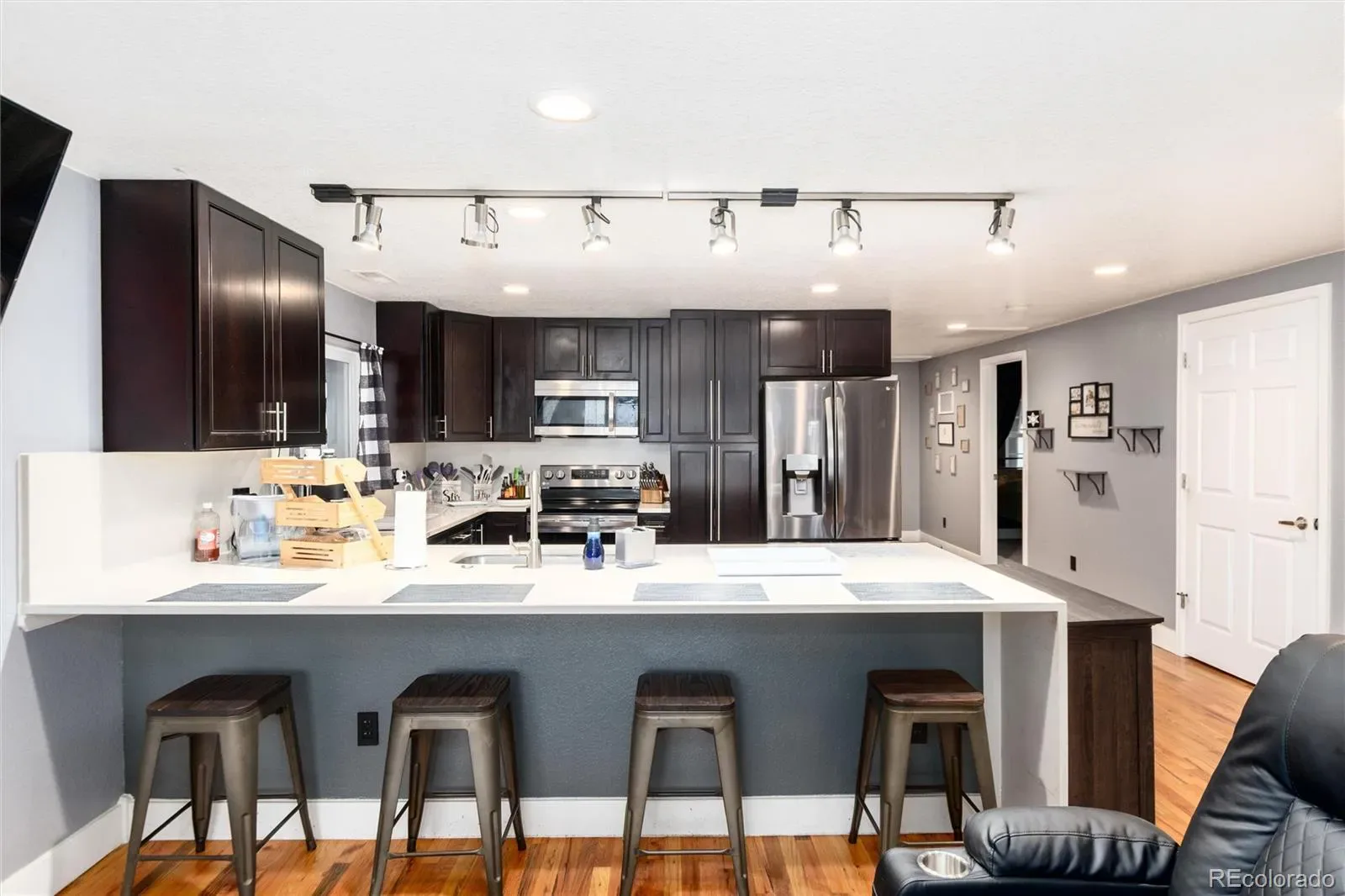 03232026215021 1600 8