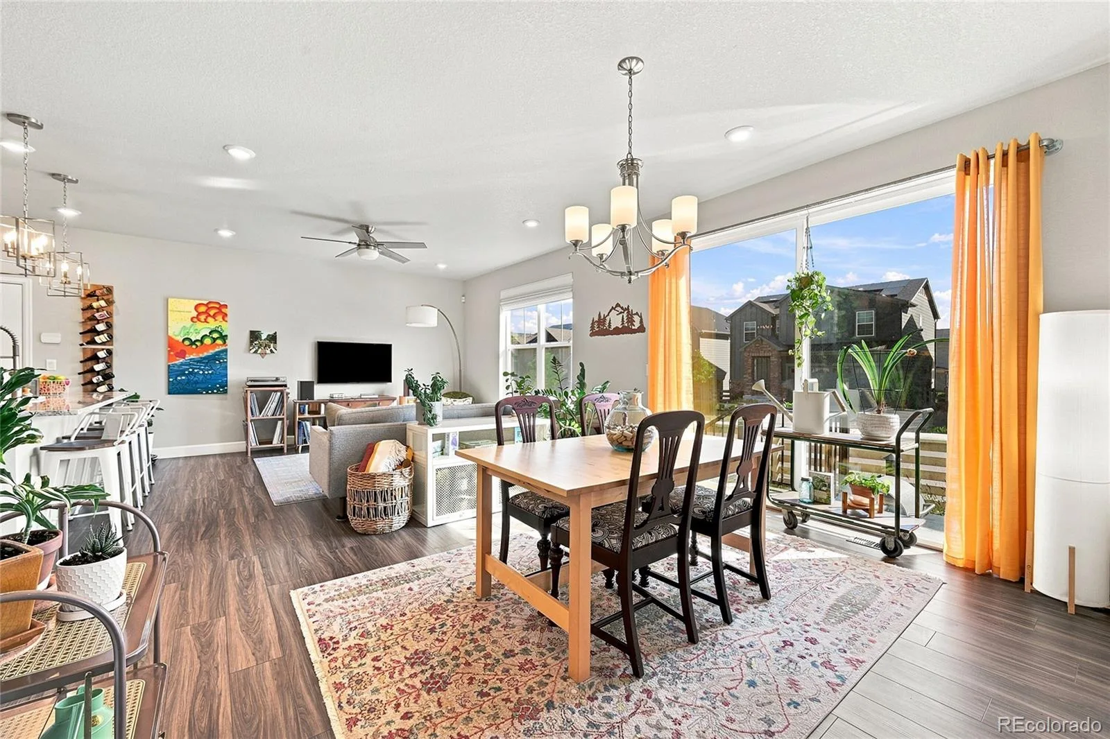 8281 Hunts Peak Street Littleton CO 80125 | MLS #REC1882609 07242026031655 1600 3