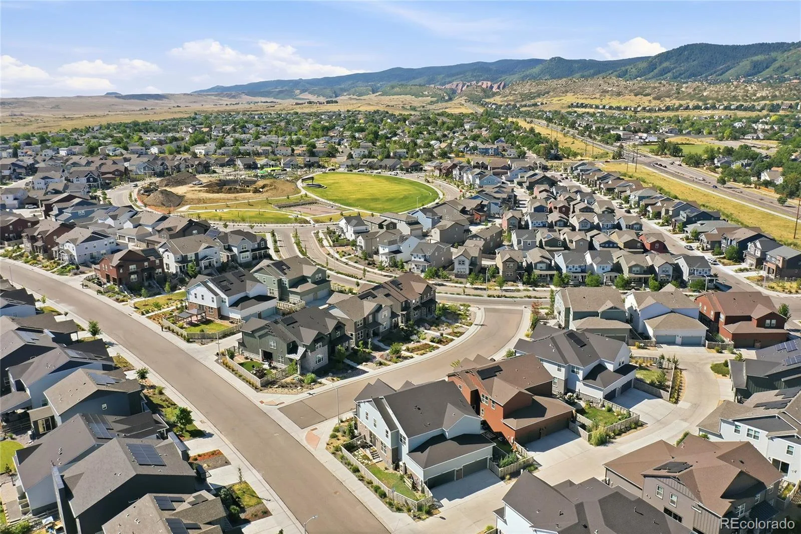 8281 Hunts Peak Street Littleton CO 80125 | MLS #REC1882609 07242026031655 1600 34