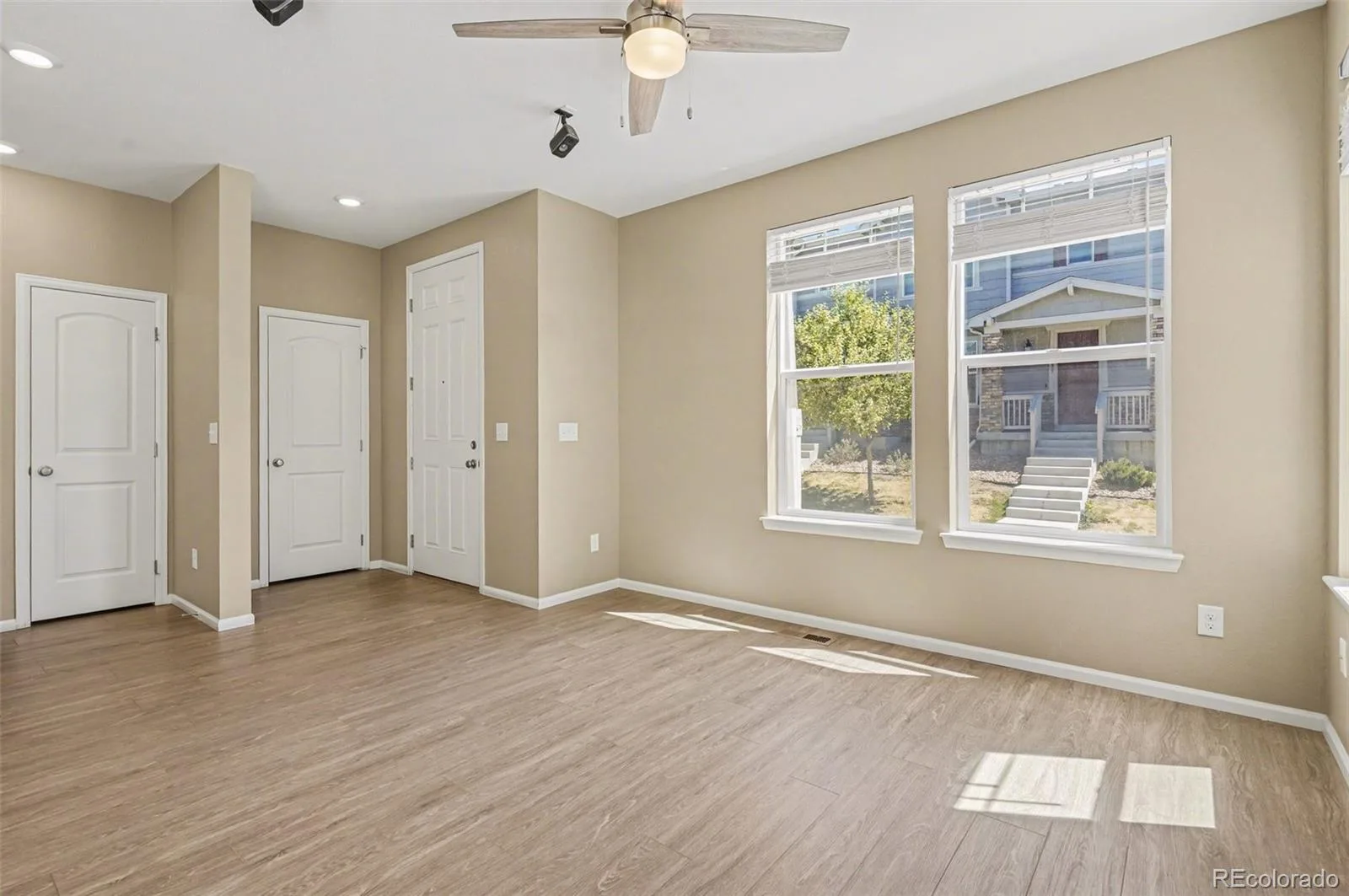 4328 S Nepal Court Centennial CO 80015 | MLS #REC1883176 08262026000525 1600 22