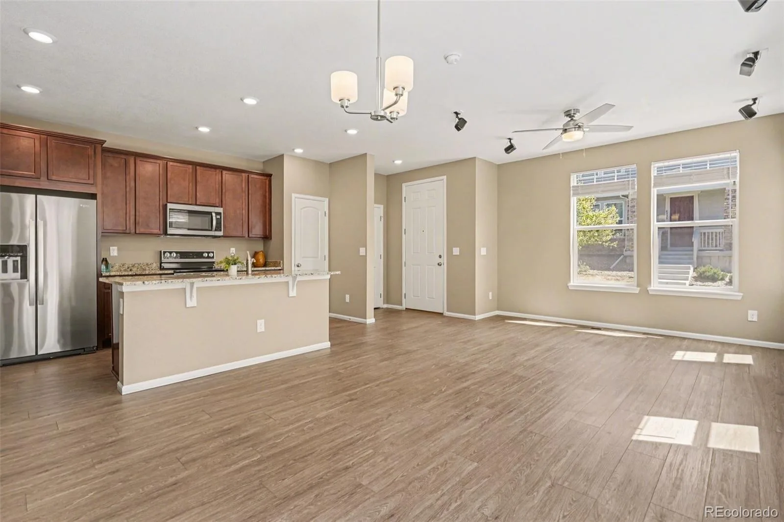 4328 S Nepal Court Centennial CO 80015 | MLS #REC1883176 08262026000525 1600 6