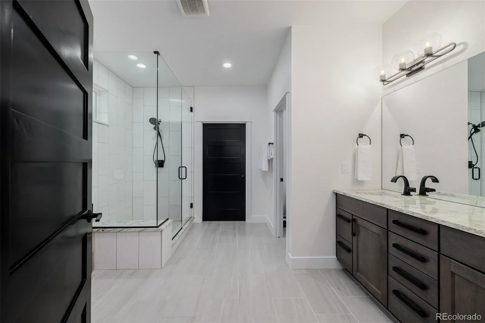 2901 S Bellaire Street Denver CO 80222 MLS #REC1883829 04252026152019 1600 12