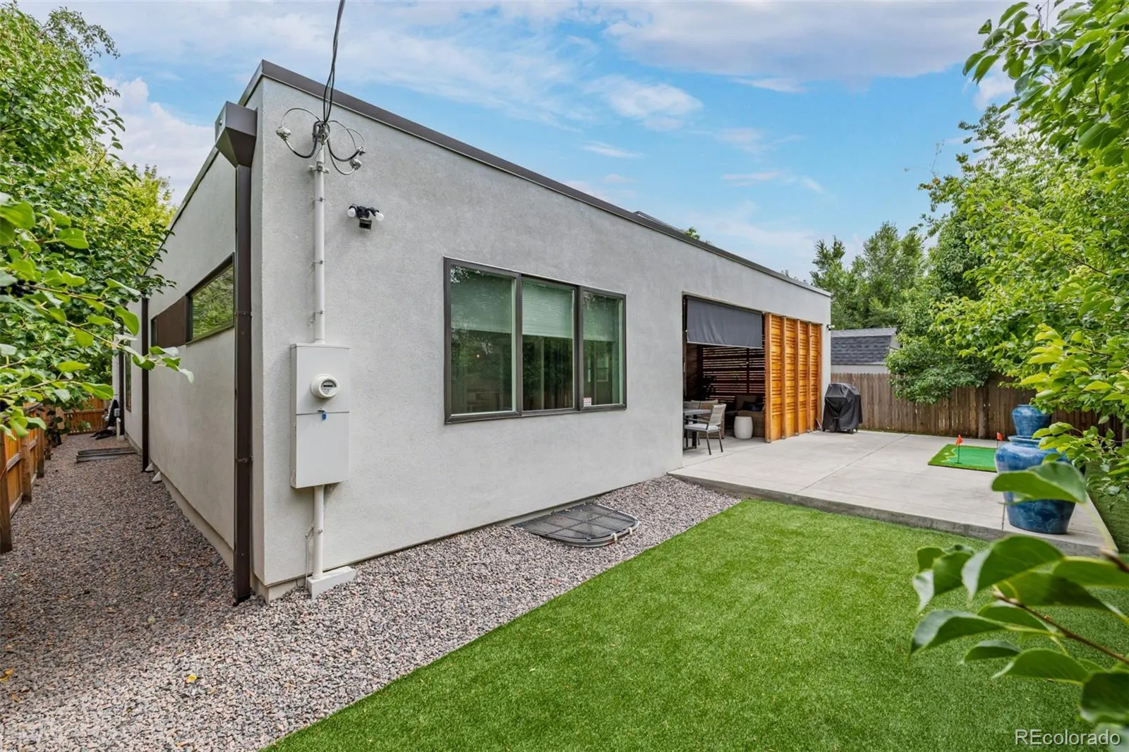 2901 S Bellaire Street Denver CO 80222 MLS #REC1883829 04252026152019 1600 26
