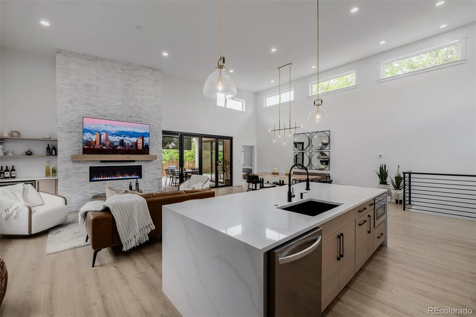 2901 S Bellaire Street Denver CO 80222 MLS #REC1883829 04252026152019 1600 8