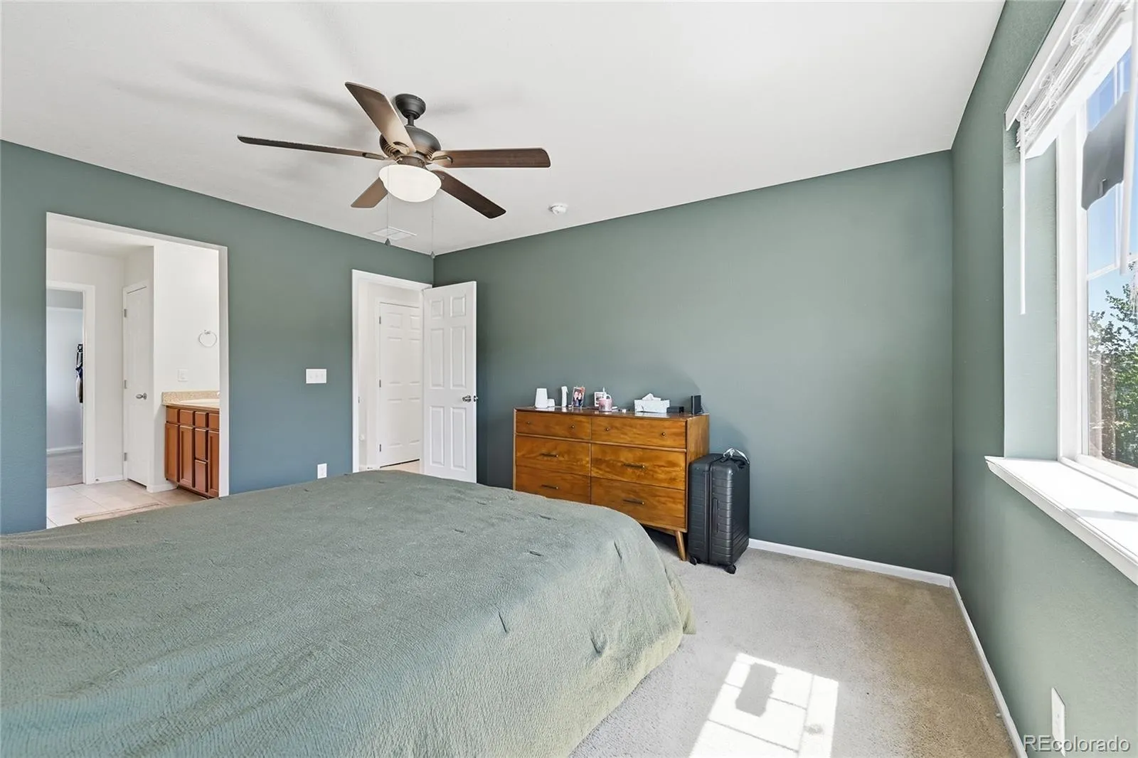 4860 S Picadilly Court Aurora CO 80015 MLS #REC1884065 04252026175307 1600 13