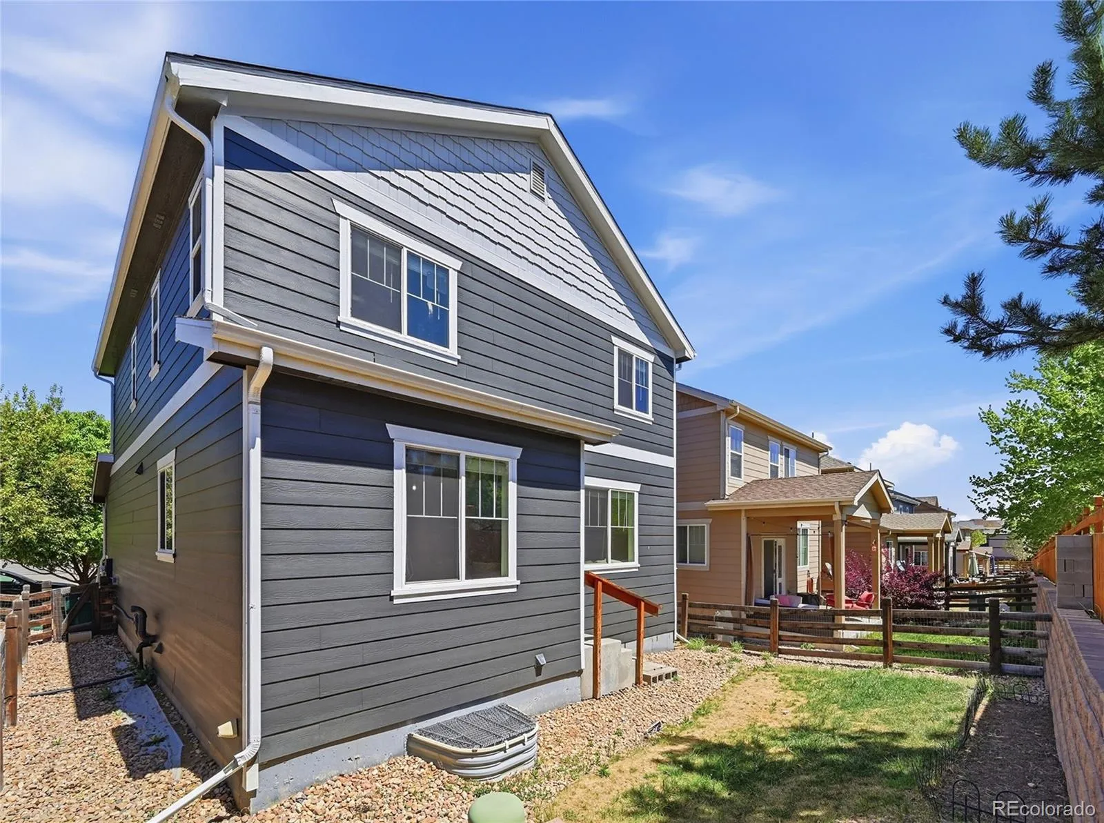 4860 S Picadilly Court Aurora CO 80015 MLS #REC1884065 04252026175307 1600 2