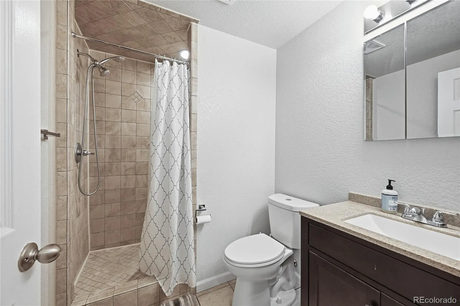 4860 S Picadilly Court Aurora CO 80015 MLS #REC1884065 04252026175307 1600 28