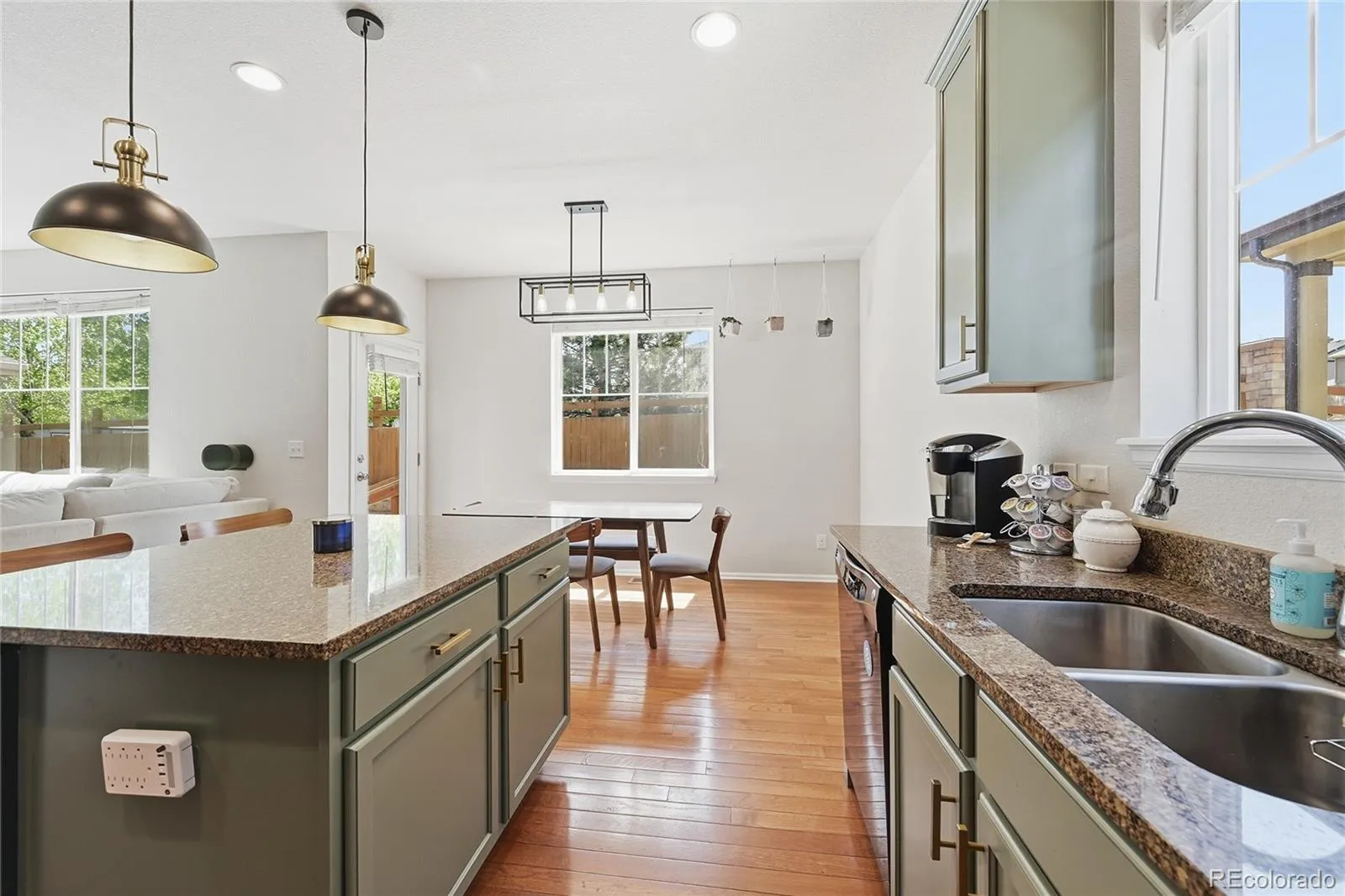 4860 S Picadilly Court Aurora CO 80015 MLS #REC1884065 04252026175307 1600 5