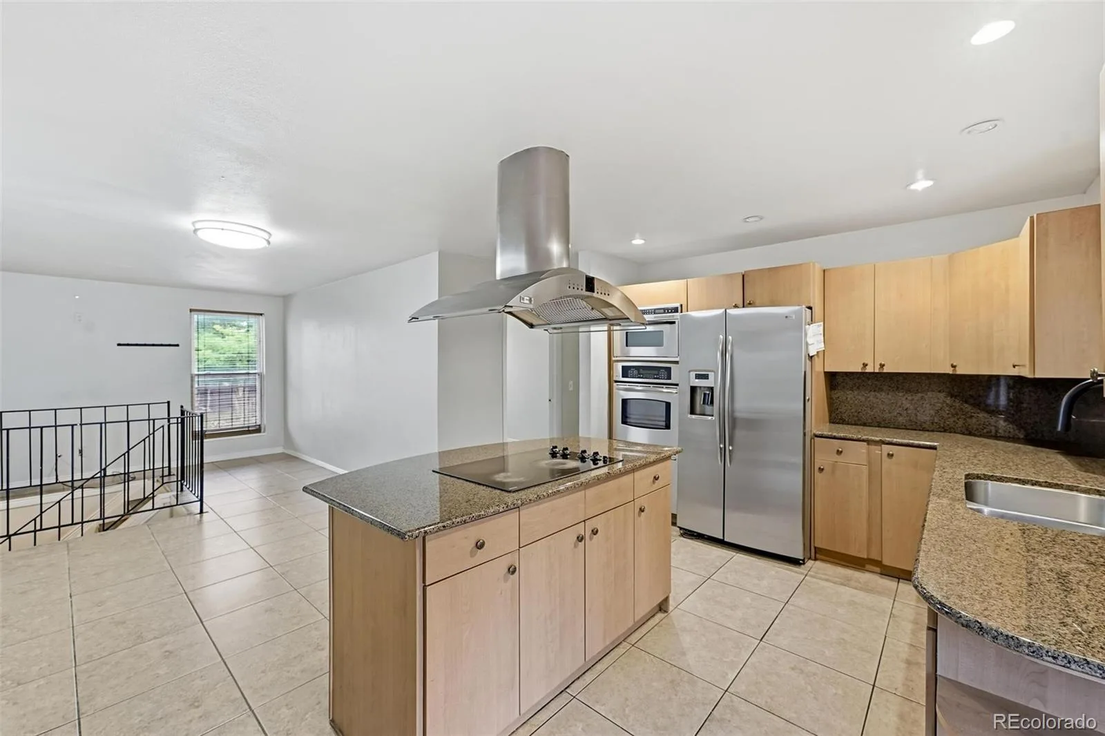 16683 E Kansas Drive Aurora CO 80017 | MLS #REC1885170 08152026164243 1600 8