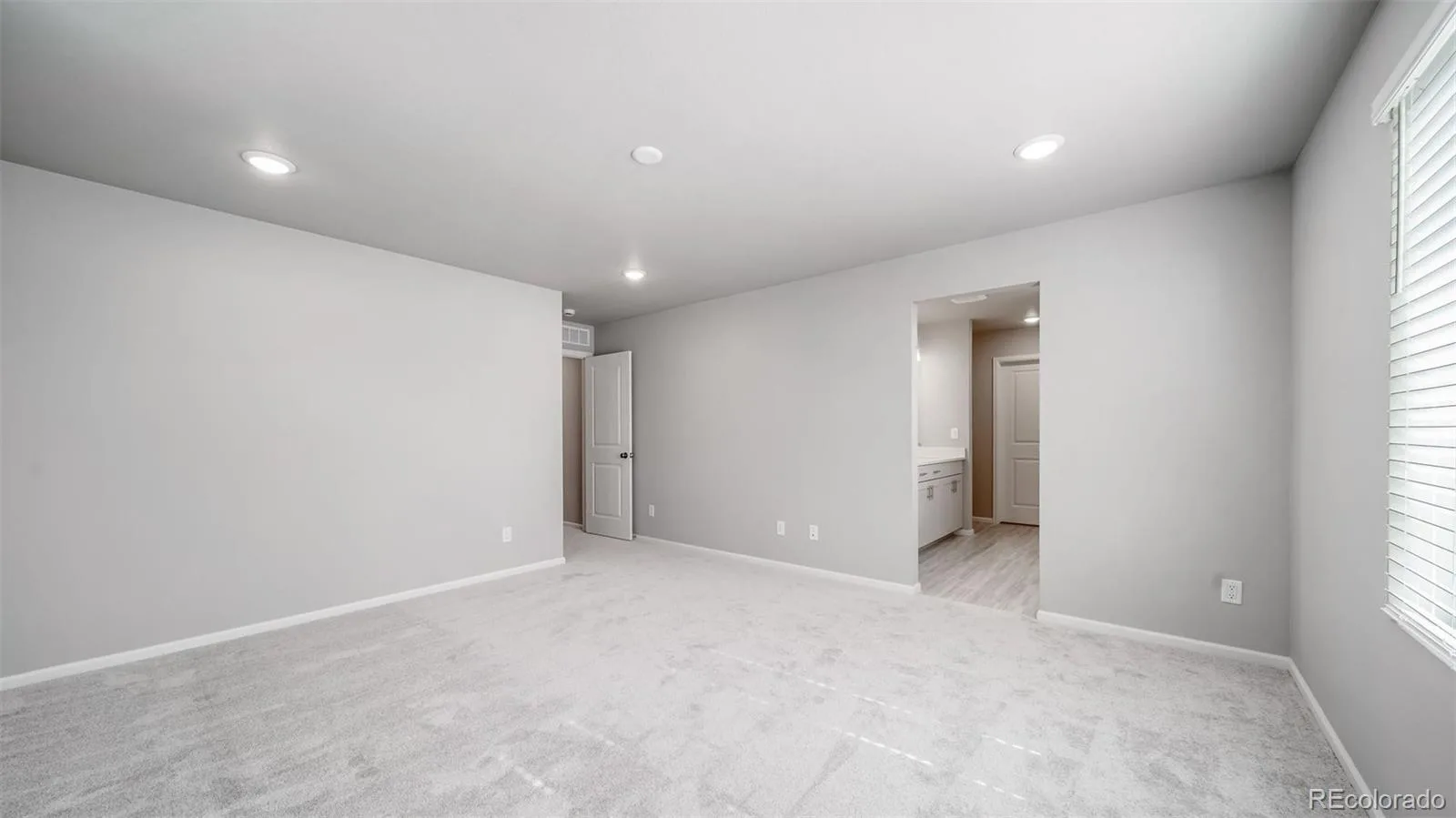 22300 E 46th Avenue Aurora CO 80019 | MLS #REC1886221 07162026225232 1600 20