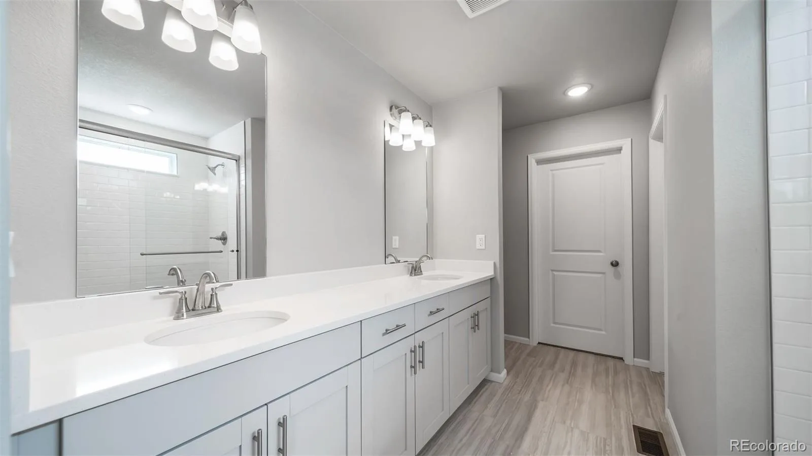 22300 E 46th Avenue Aurora CO 80019 | MLS #REC1886221 07162026225232 1600 21