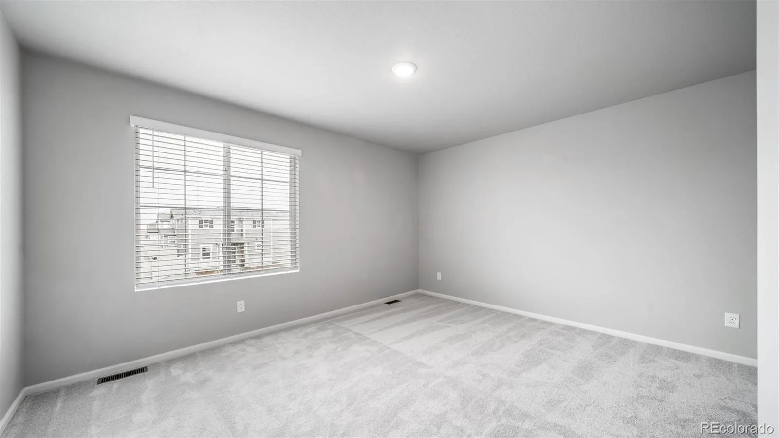 22300 E 46th Avenue Aurora CO 80019 | MLS #REC1886221 07162026225232 1600 27