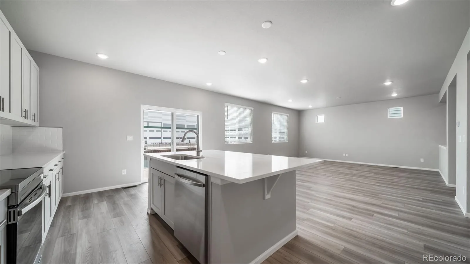 22300 E 46th Avenue Aurora CO 80019 | MLS #REC1886221 07162026225232 1600 7