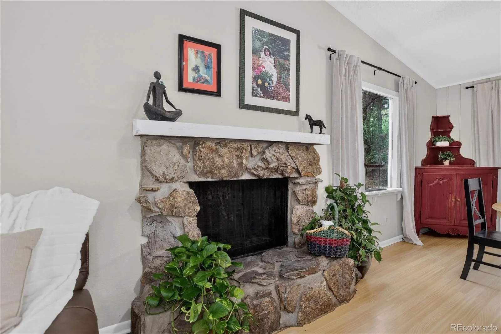 27535 Mountain Park Road Evergreen CO 80439 | MLS #REC1886237 08132026135655 1600 2