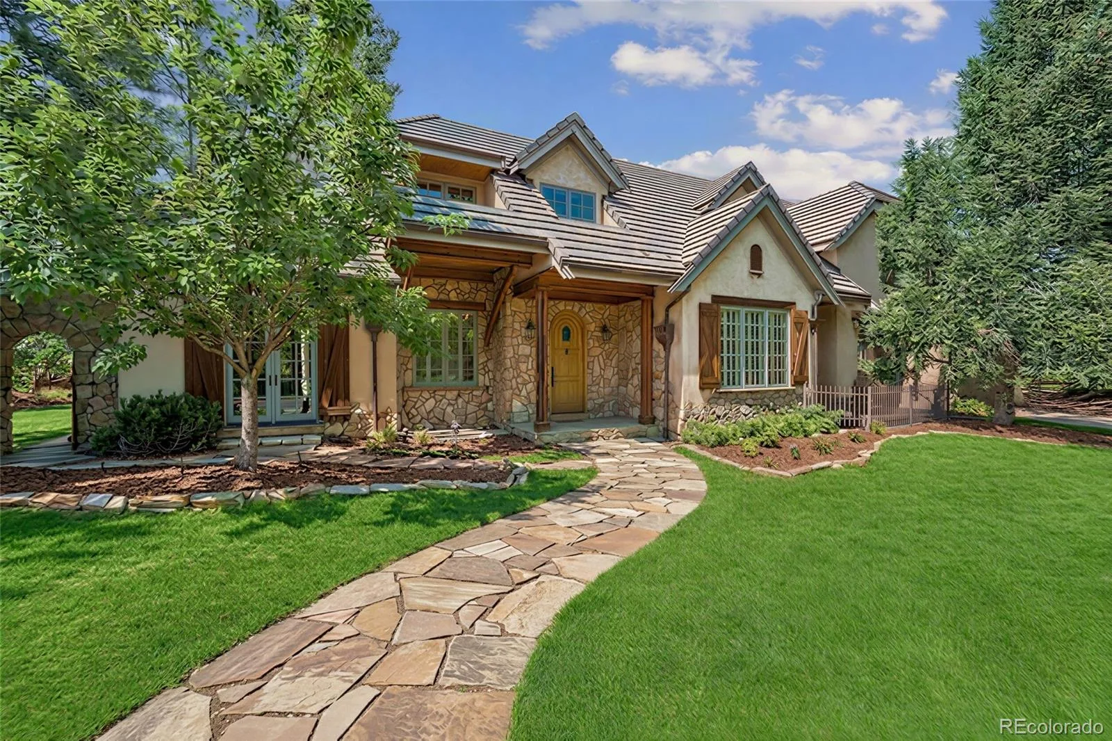 1 Gooseberry Lane Cherry Hills Village CO 80113 | MLS #REC1887139 08112026194540 1600 29