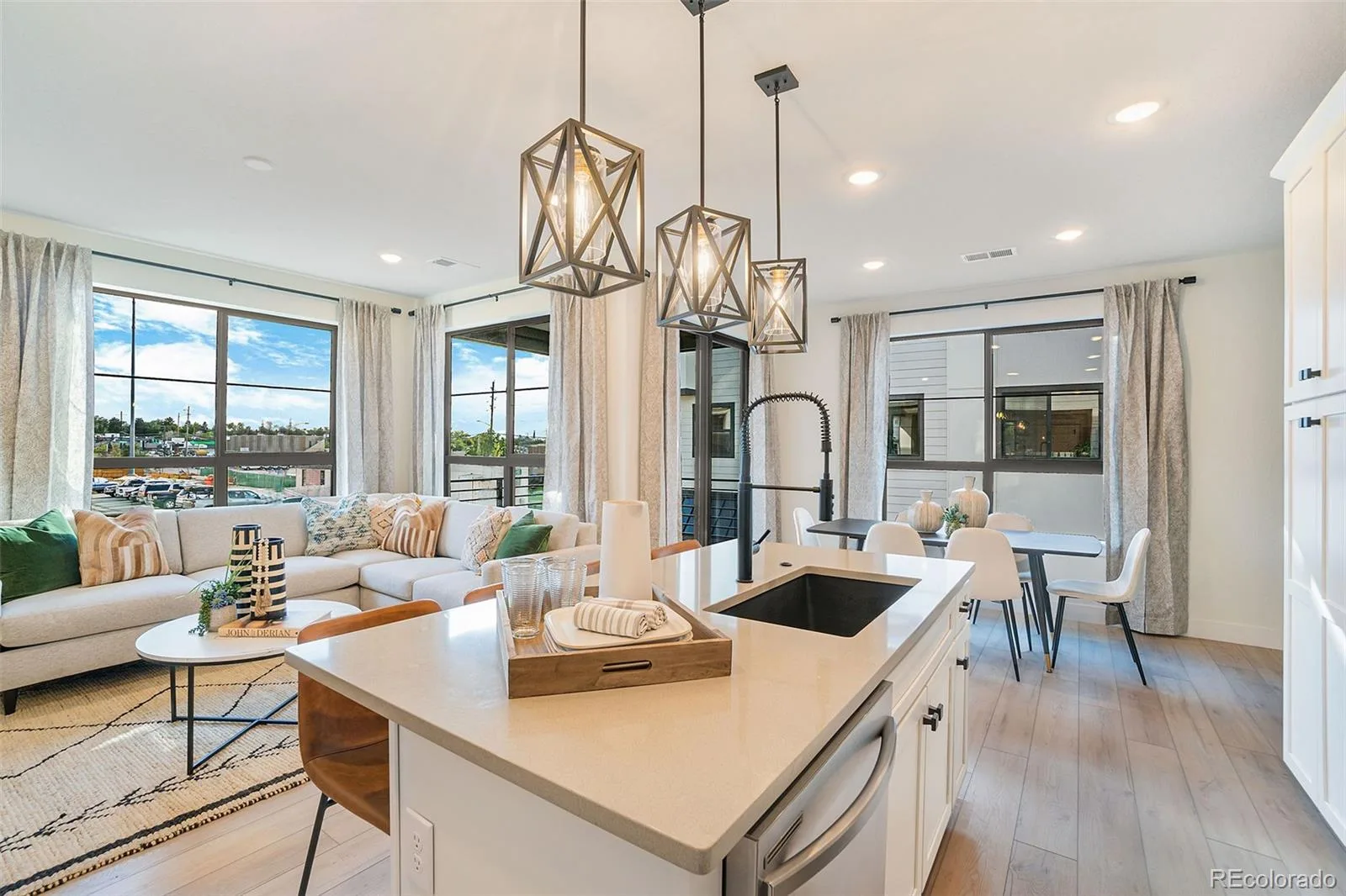 1980 S Holly Street #1 Denver CO 80222 MLS #REC1887896 06082026233610 1600 13