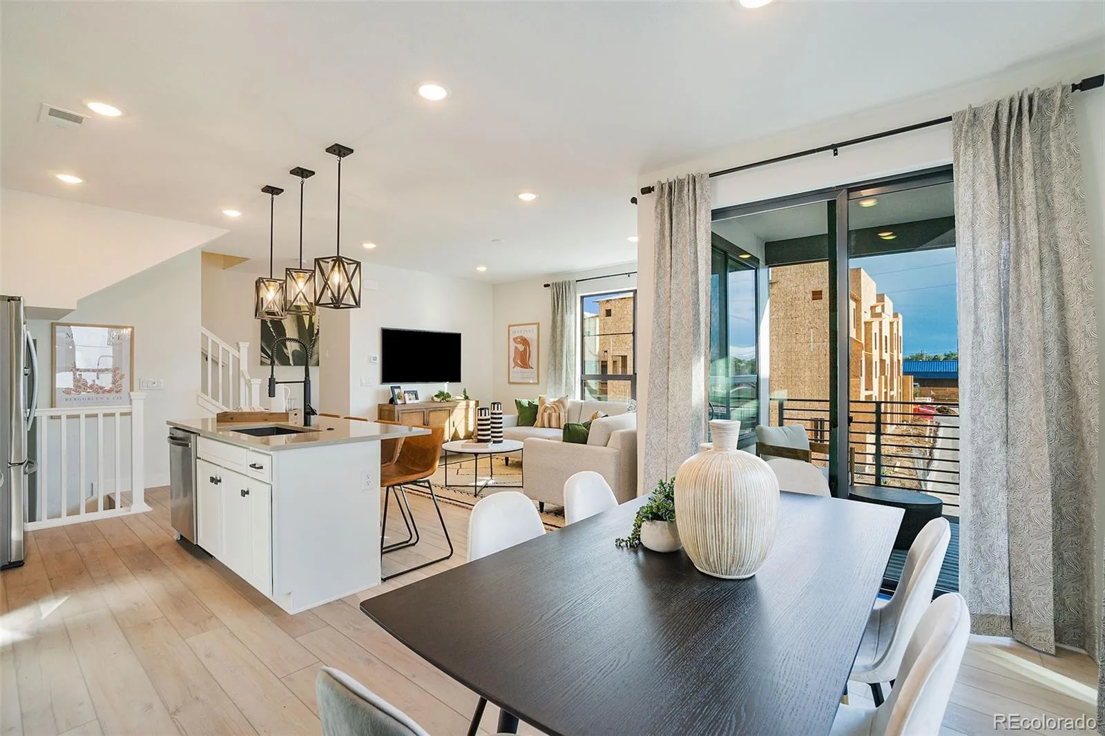 1980 S Holly Street #1 Denver CO 80222 MLS #REC1887896 06082026233610 1600 21