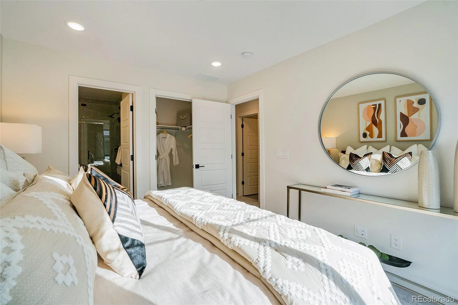 1980 S Holly Street #1 Denver CO 80222 MLS #REC1887896 06082026233610 1600 27