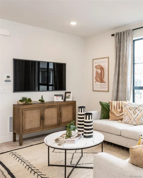 1980 S Holly Street #1 Denver CO 80222 MLS #REC1887896 06082026233610 800 4