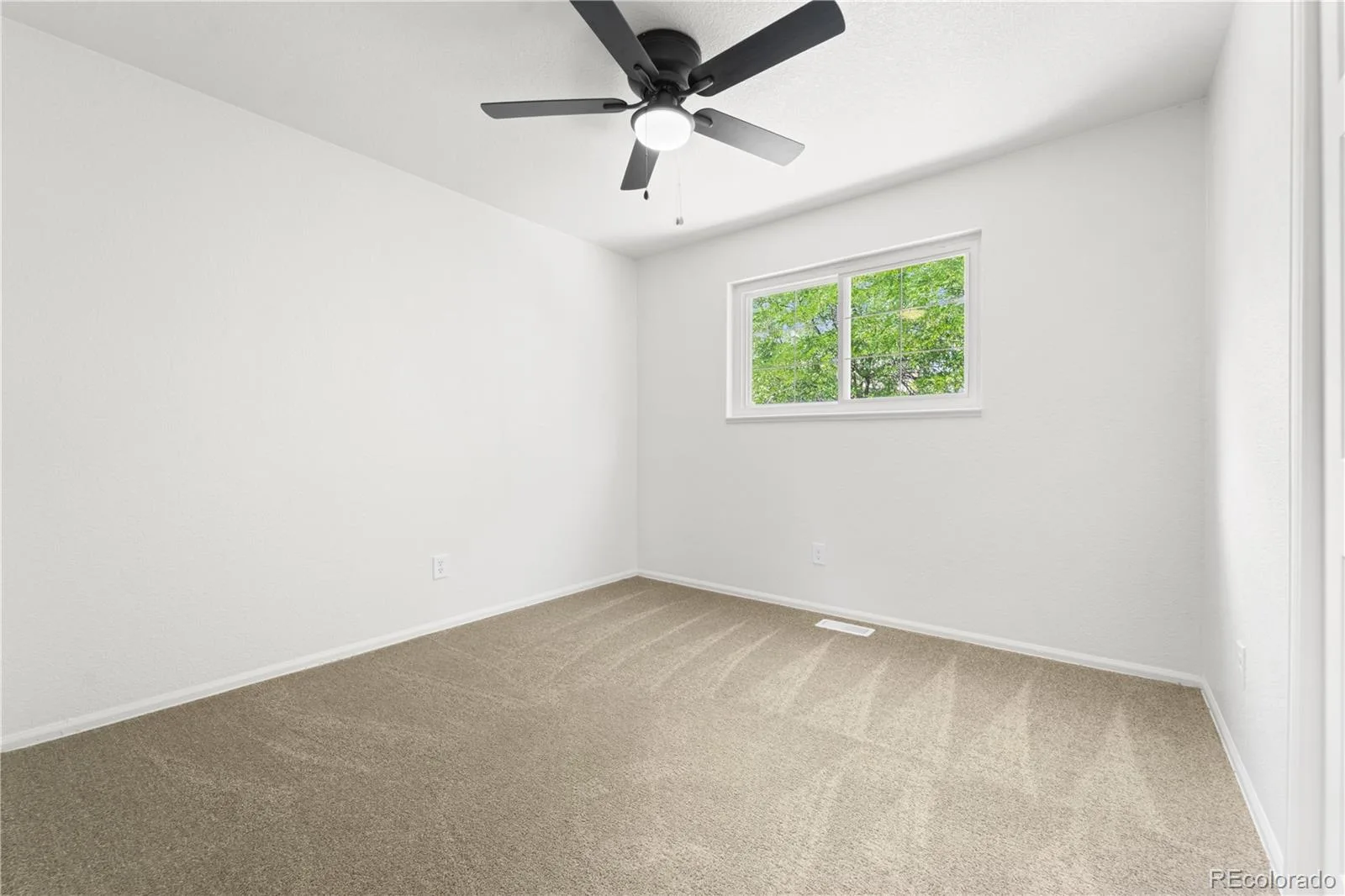 18844 E Cornell Avenue Aurora CO 80013 | MLS #REC1888103 08252026023802 1600 17