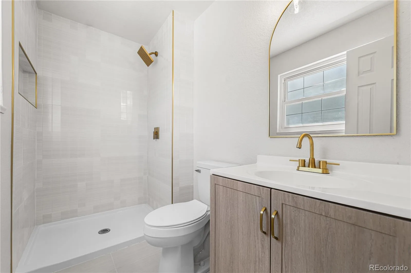 18844 E Cornell Avenue Aurora CO 80013 | MLS #REC1888103 08252026023802 1600 20
