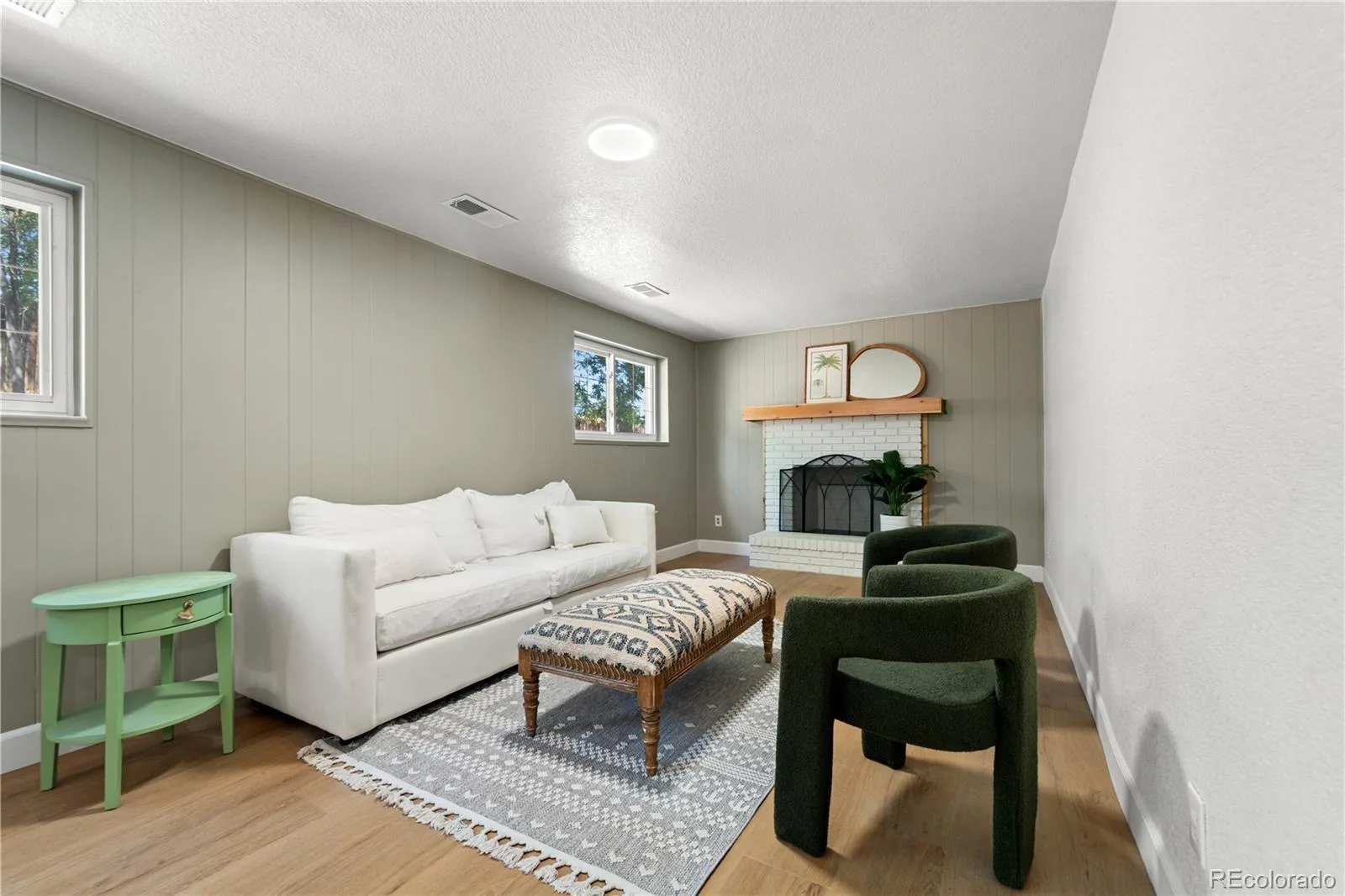 18844 E Cornell Avenue Aurora CO 80013 | MLS #REC1888103 08252026023802 1600 22