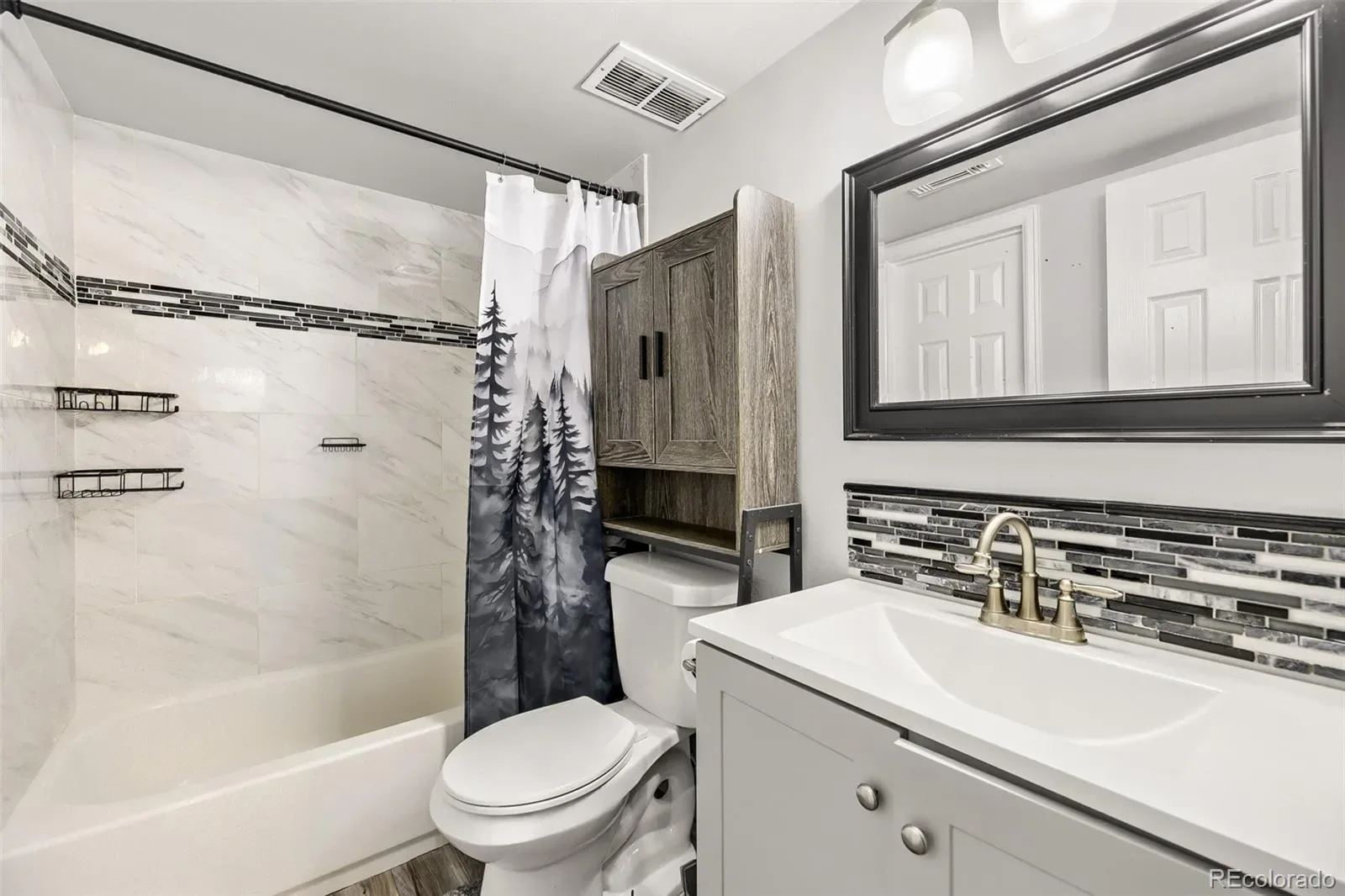 12502 E Cornell Avenue #102 Aurora CO 80014 MLS #REC1890335 03172026184111 1600 11