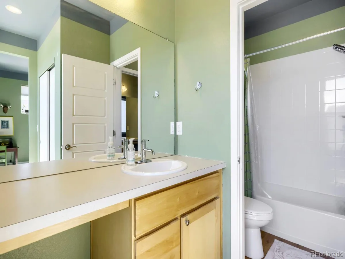 08262026184107 1200 22