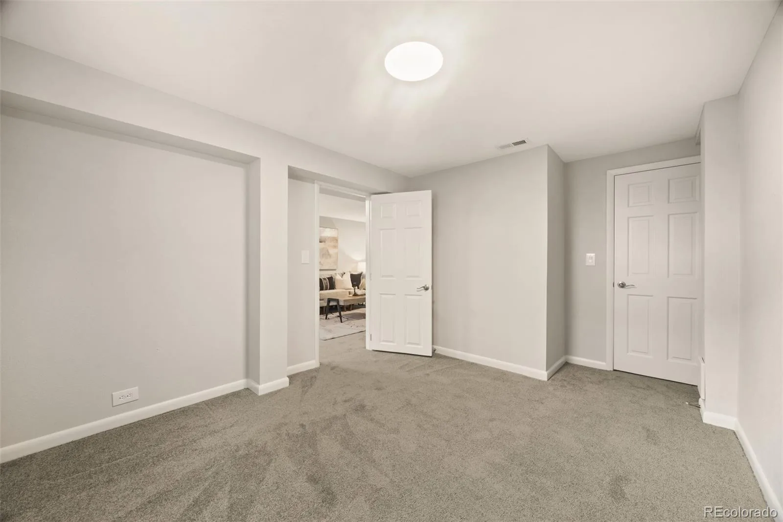 214 Hudson Street Denver CO 80220 | MLS #REC1892191 09232026111339 1600 39