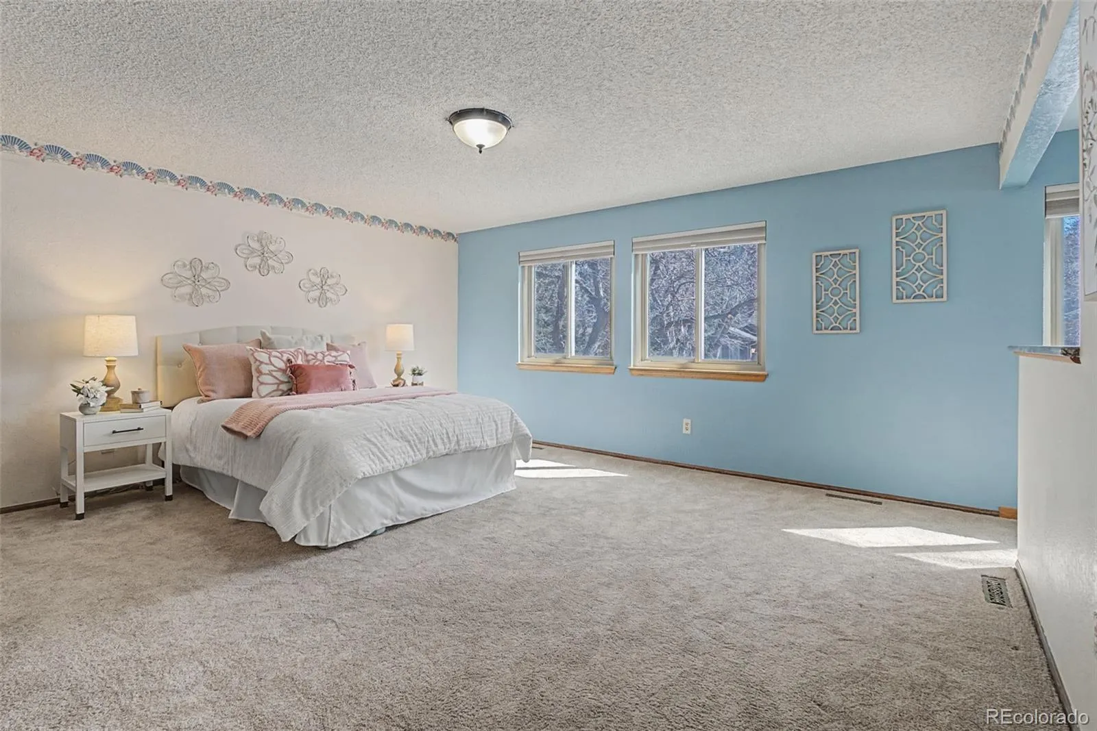 04112026170546 1600 17