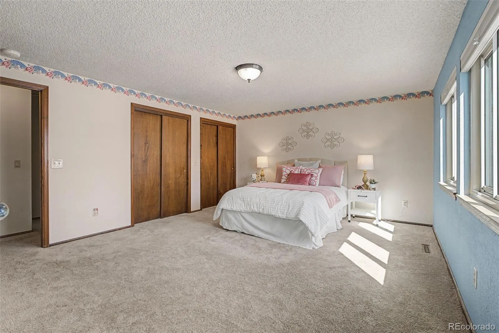 04112026170546 1600 19