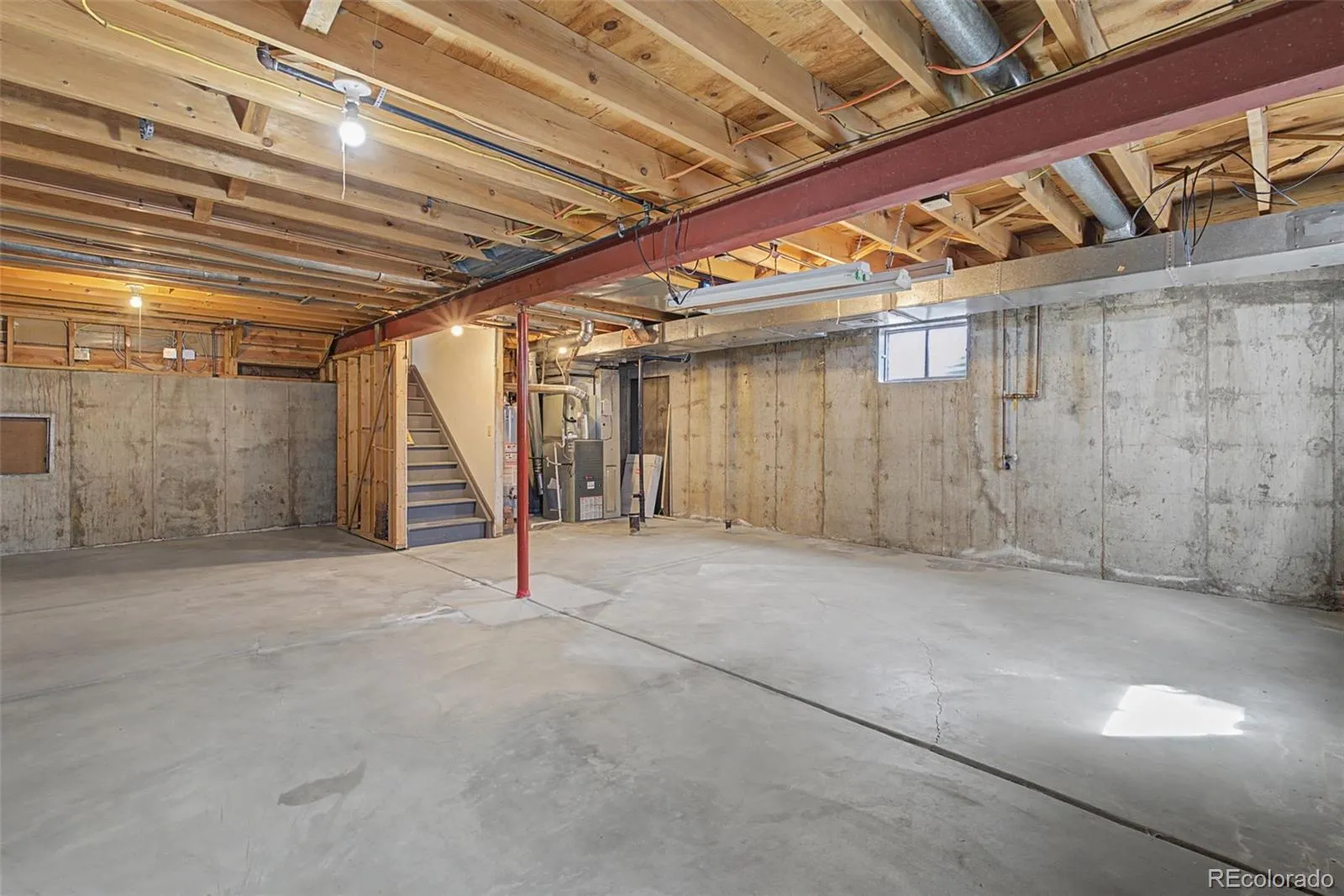 04112026170546 1600 34