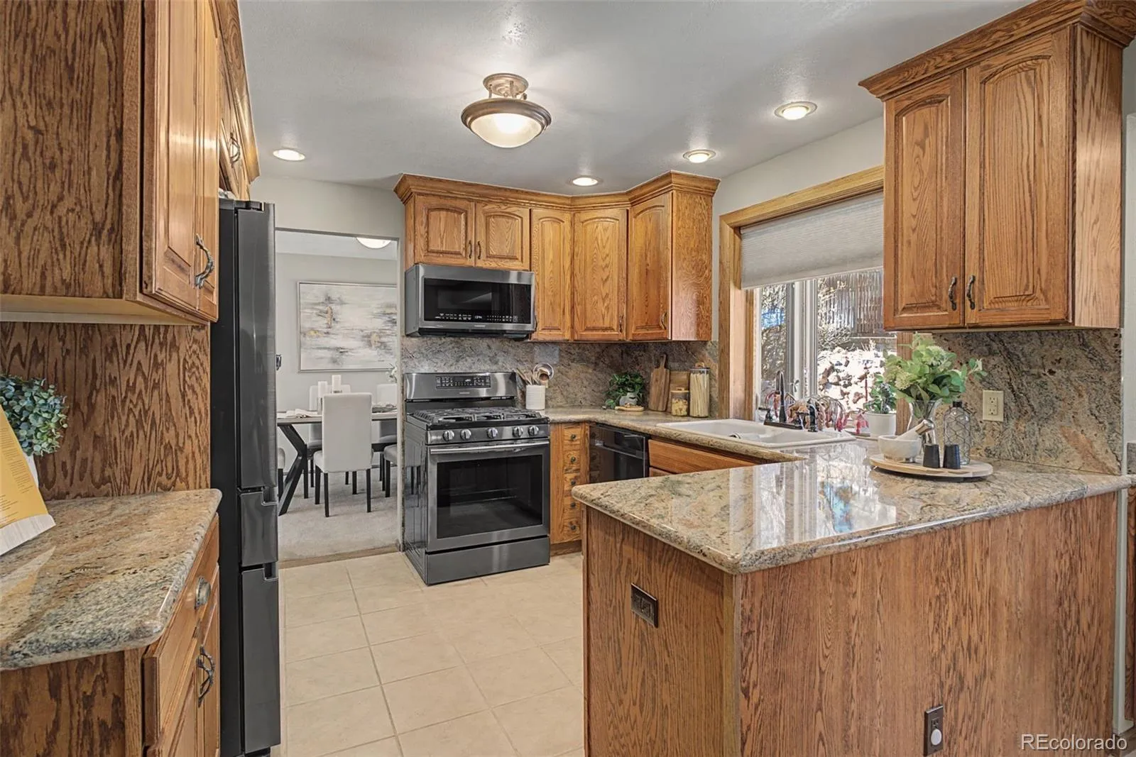 04112026170546 1600 8