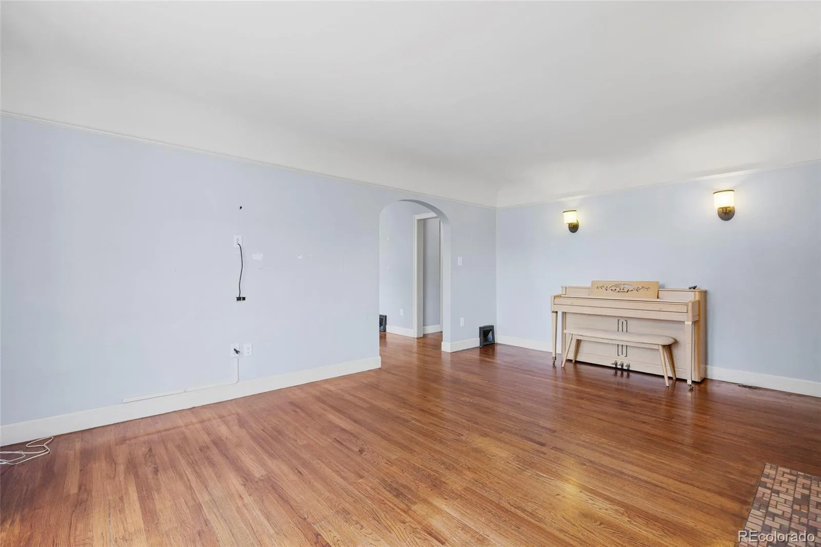 695 S Dale Court Denver CO 80219 | MLS #REC1893876 07222026213337 1600 4