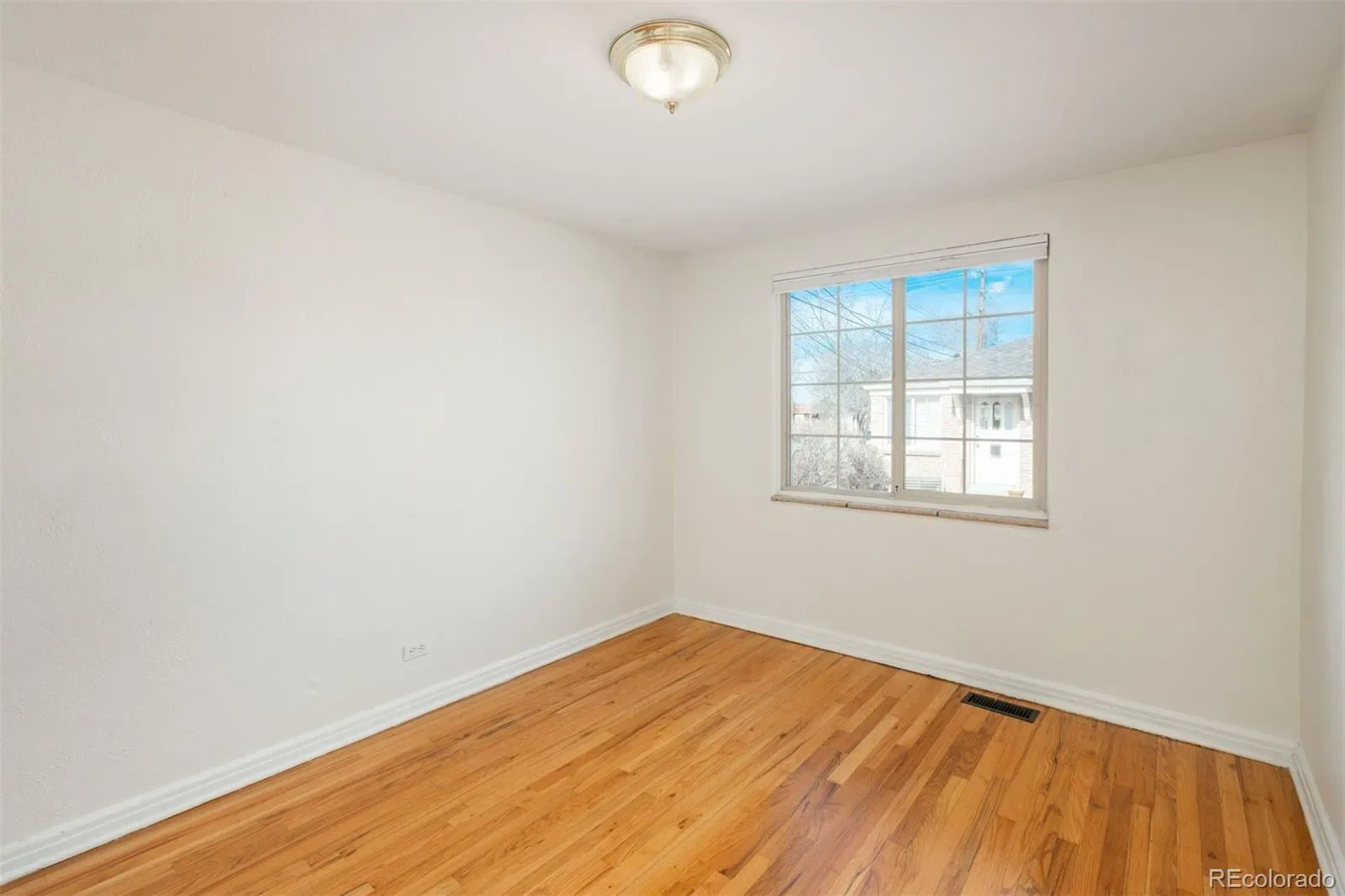 03232026215009 1600 11