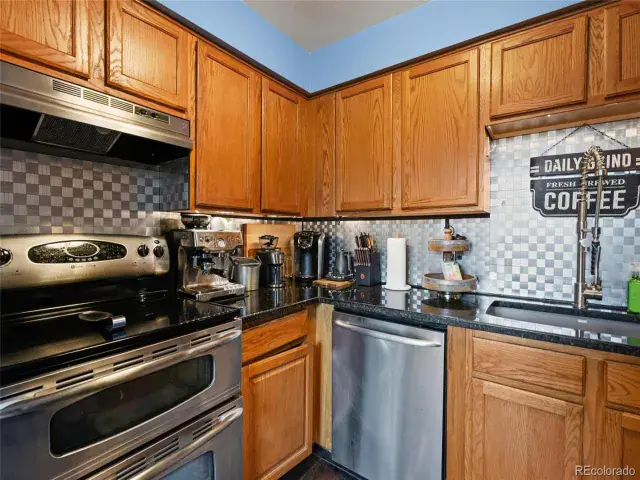 1350 Josephine Street #401 Denver CO 80206 | MLS #REC1897750 07052024095146 640 4