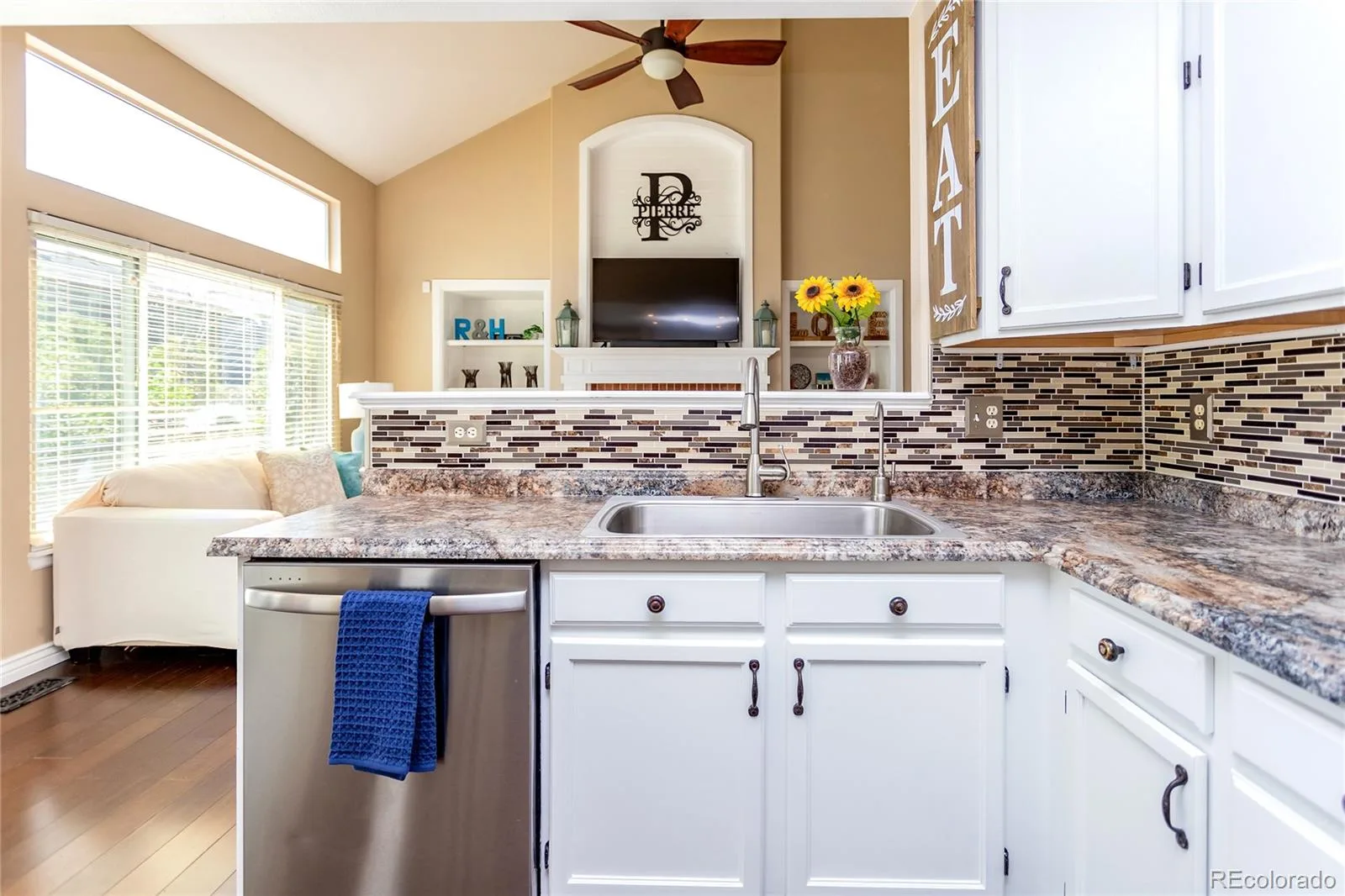380 Dunhill Street Castle Rock CO 80104 | MLS #REC1897959 07292026142628 1600 11