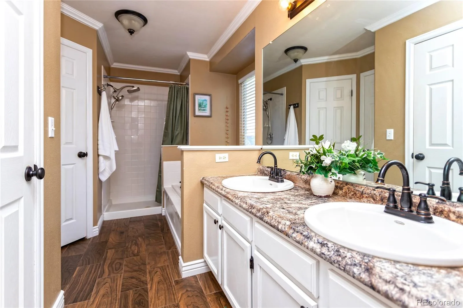 380 Dunhill Street Castle Rock CO 80104 | MLS #REC1897959 07292026142628 1600 24