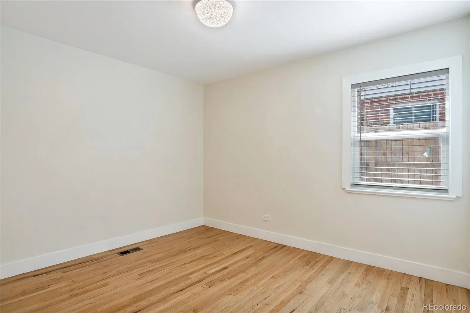 1130 S Harrison Street Denver CO 80210 MLS #REC1898545 06242026024934 1600 10