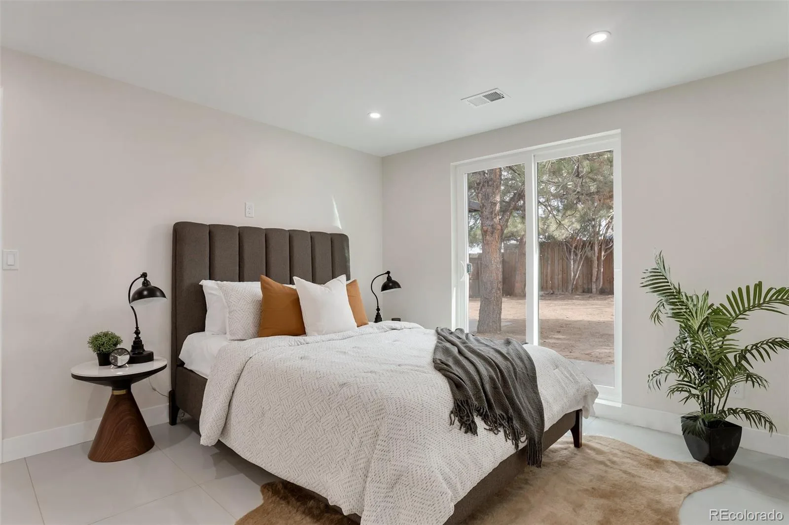 1130 S Harrison Street Denver CO 80210 MLS #REC1898545 06242026024934 1600 20
