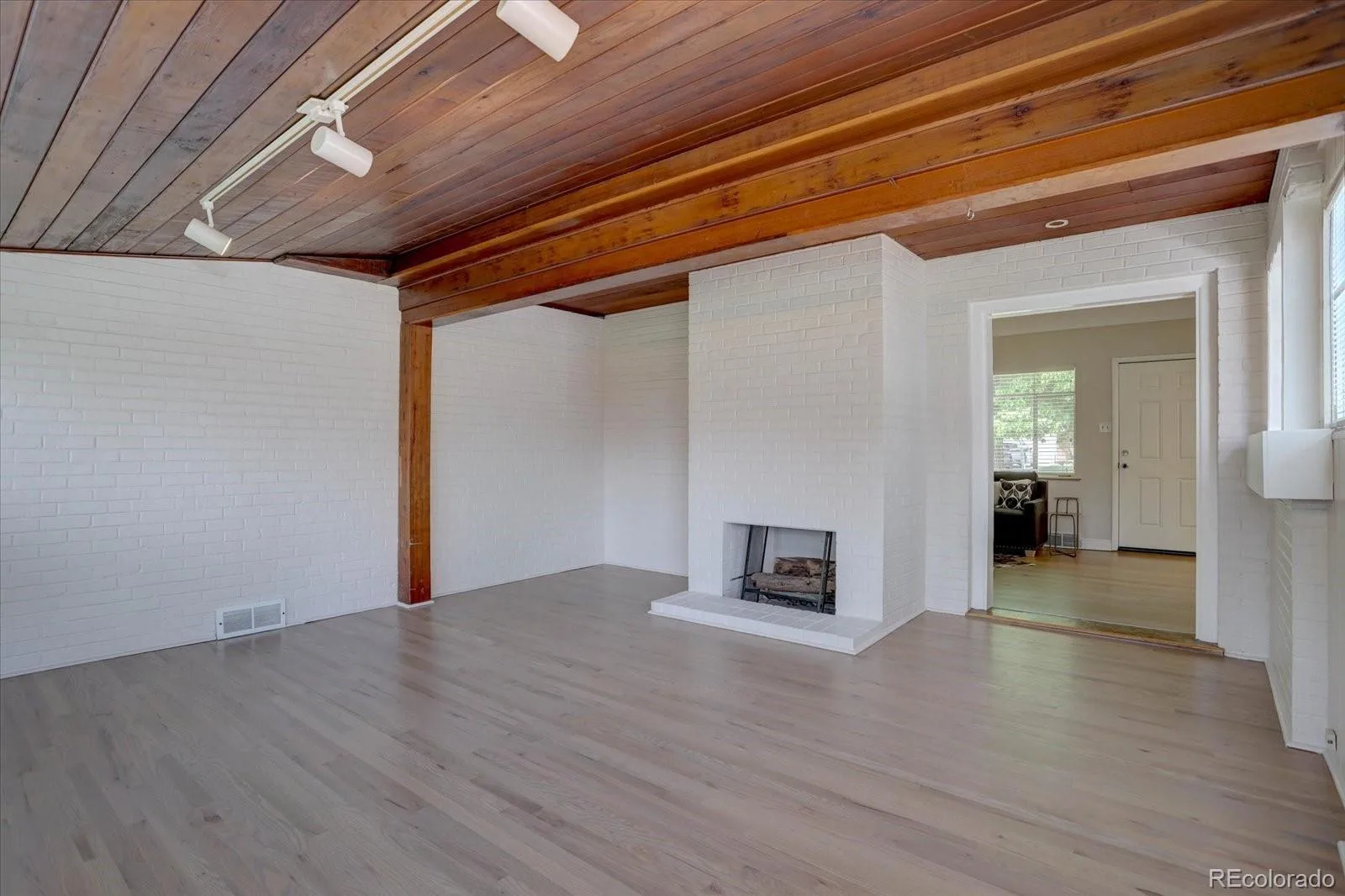 2812 Krameria Street Denver CO 80207 MLS #REC1900839 07092026004952 1600 12